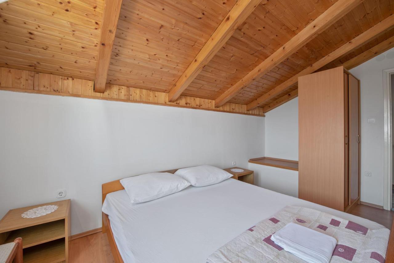 House Mirta Villa Pasman Exterior photo